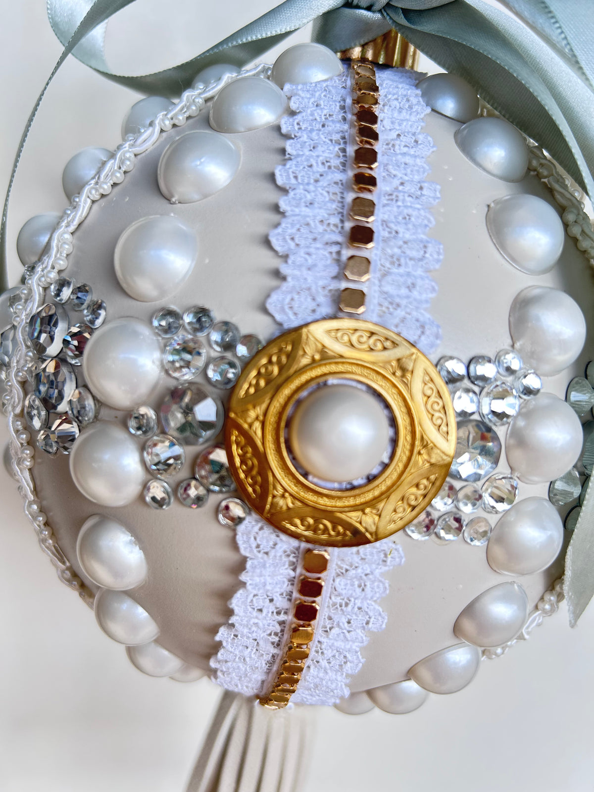 Dolly Gaudy Ball - One of a Kind 6-in Ornament