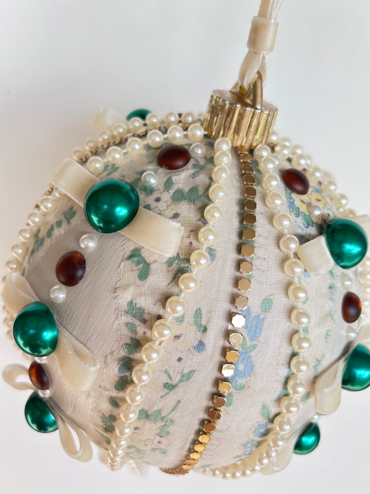 Isn’t She Romantic Pearls and Velvet 6-inch Ornament