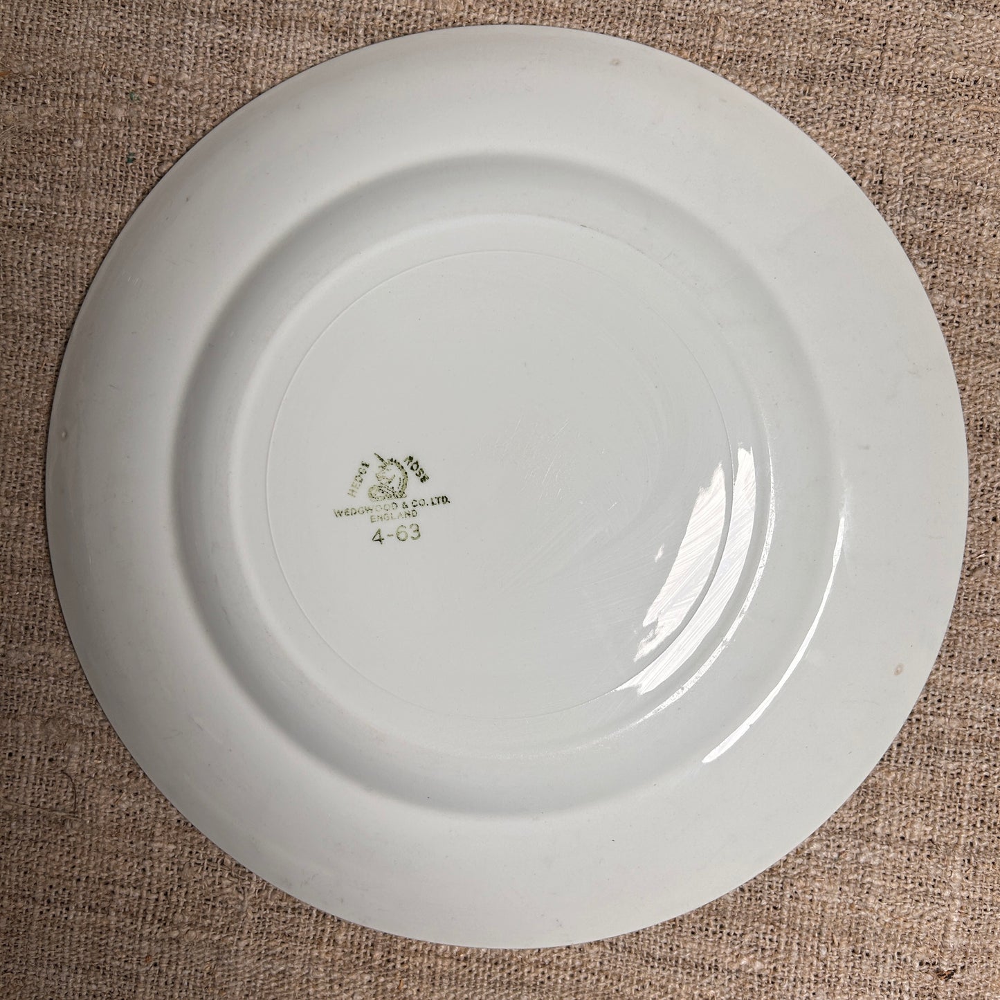 Wedgwood Hedge Rose White Dinner Plate
