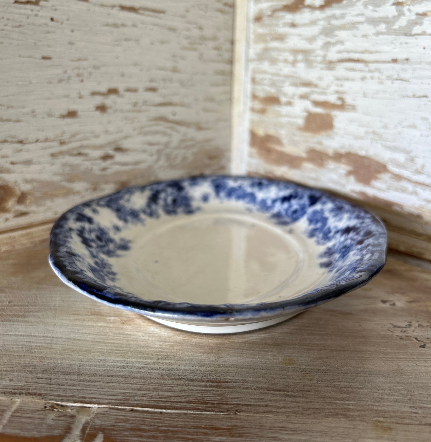 Blue Oval English Dish