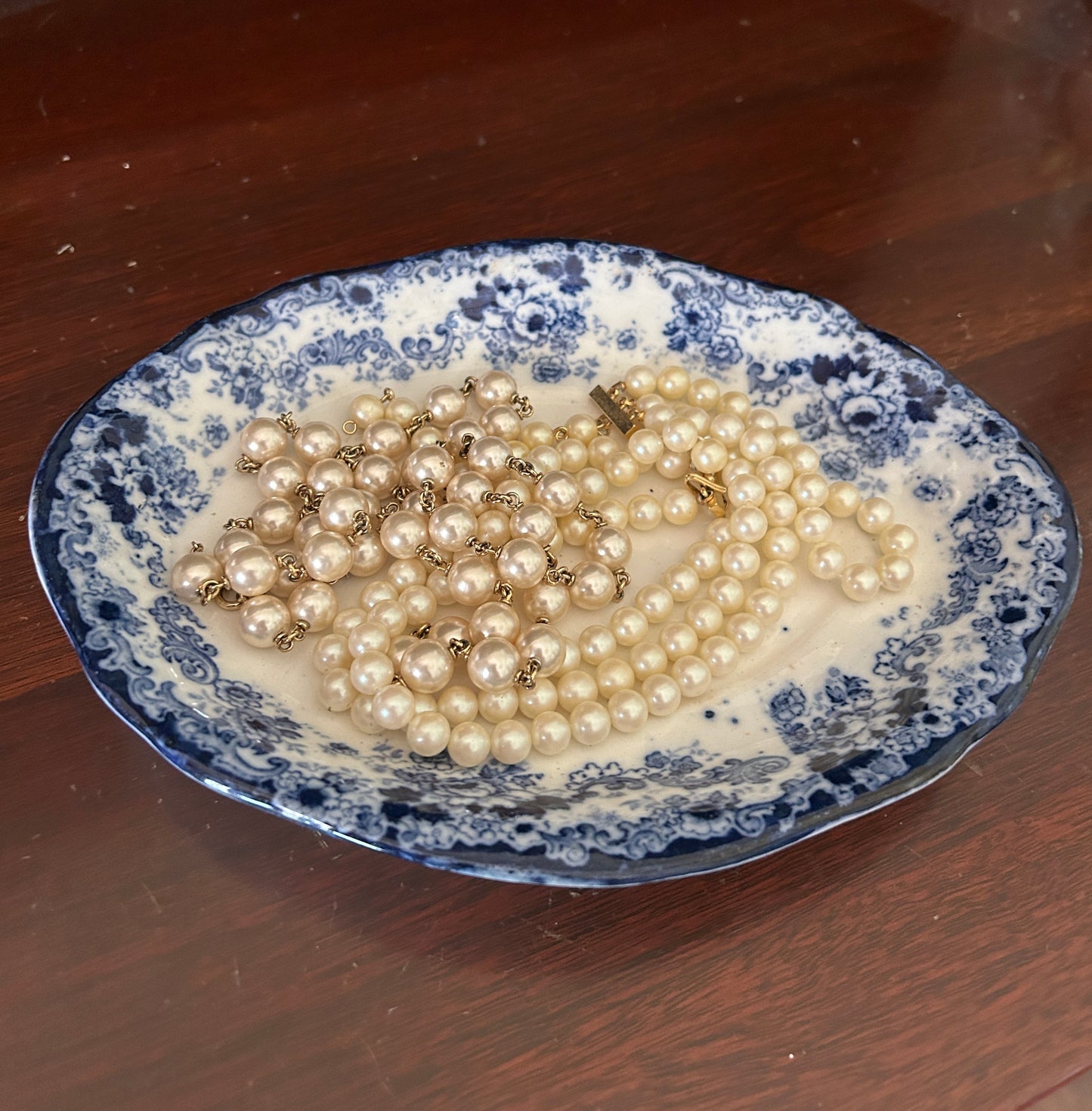 Blue Oval English Dish
