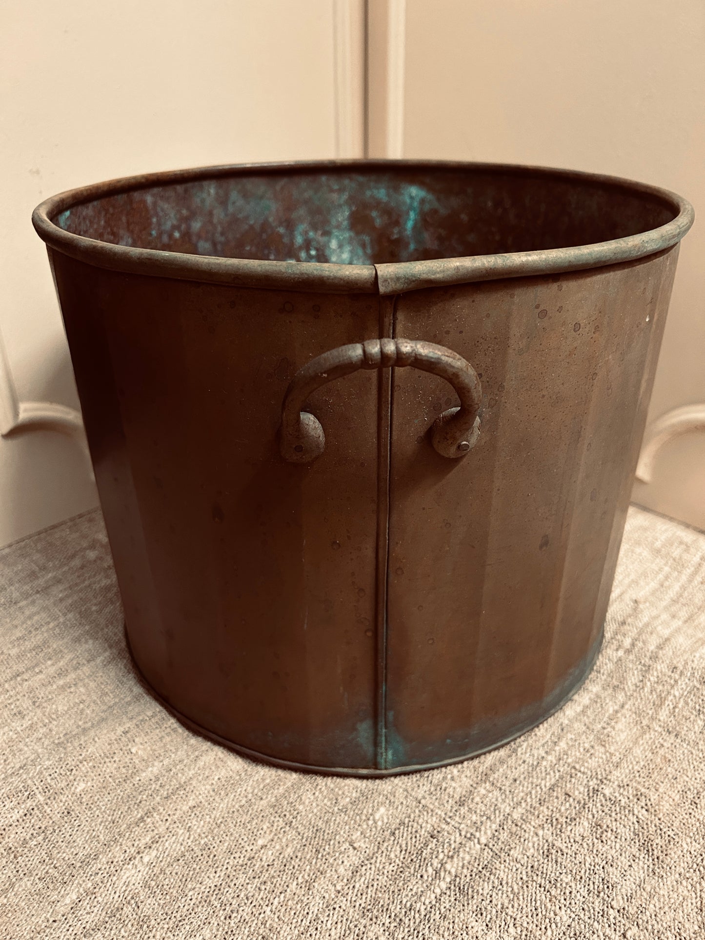 Large copper planter