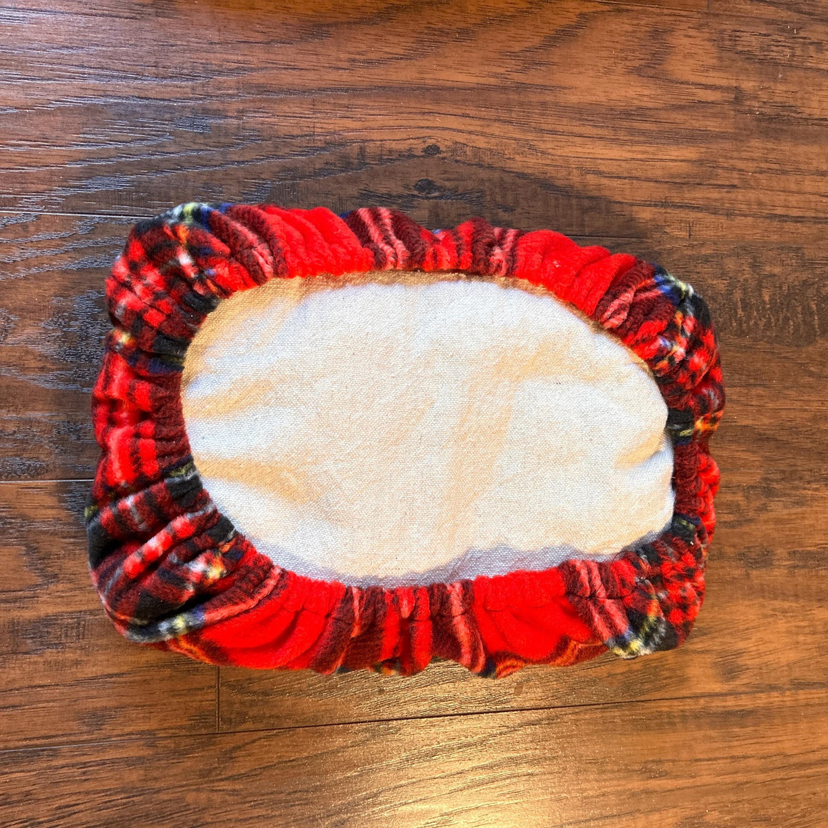 Precious Small Woven Pet Bed with Cushion and Cover