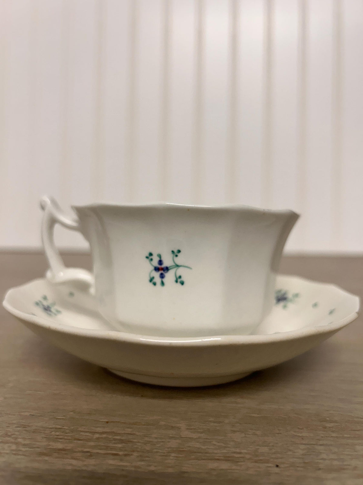 1800s Soft Paste Sprigware England Cups Plate and Saucers