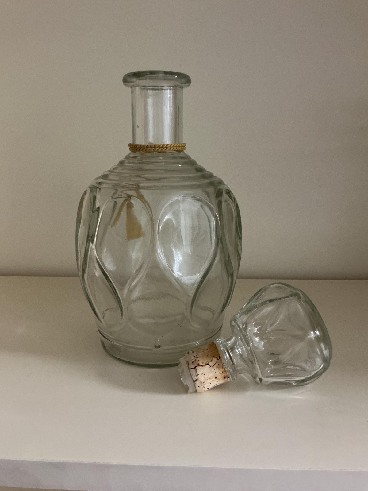 Thick Glass Teardrop Decanter with Cork Stopper 9 Inch Tall Home Barware