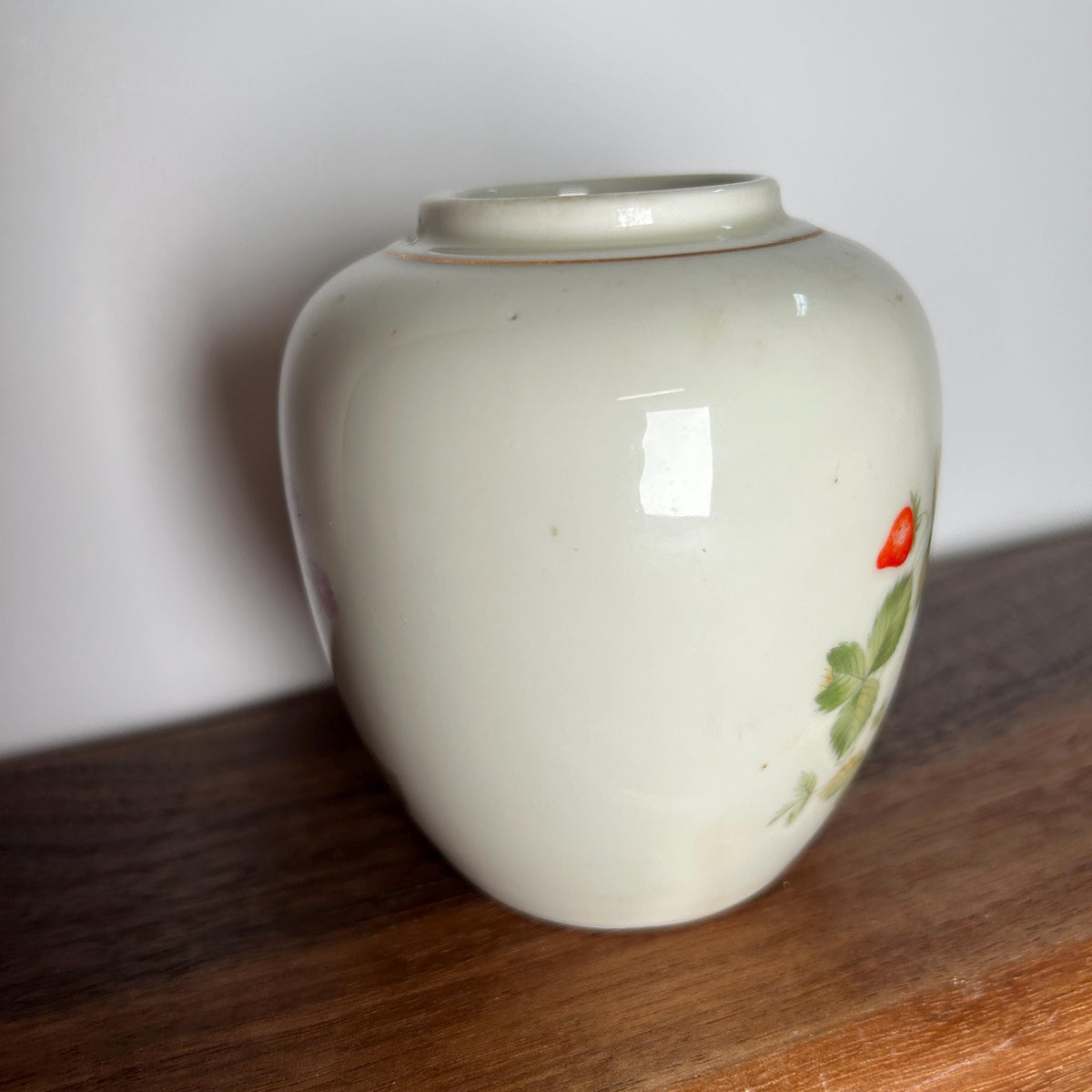 Porcelain China Vase Ginger Jar Strawberry