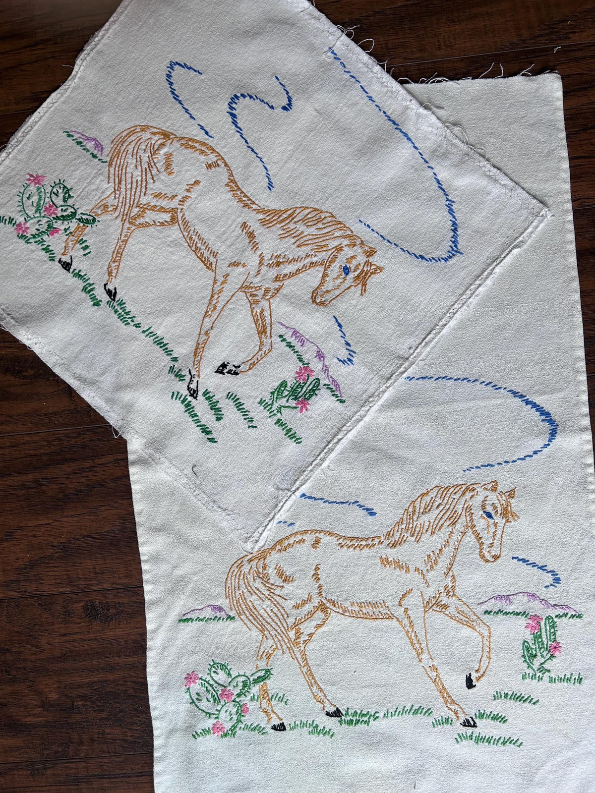 Vintage Linens Embroidery Vanity Scarf Doilie Lace Napkin Hankerchief